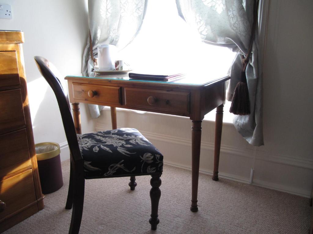 Bed and Breakfast The Shirley Torquay Pokoj fotografie